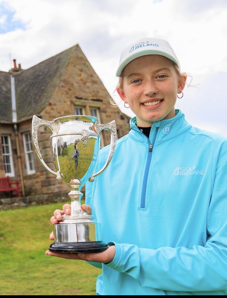 Olivia Costello tweet media