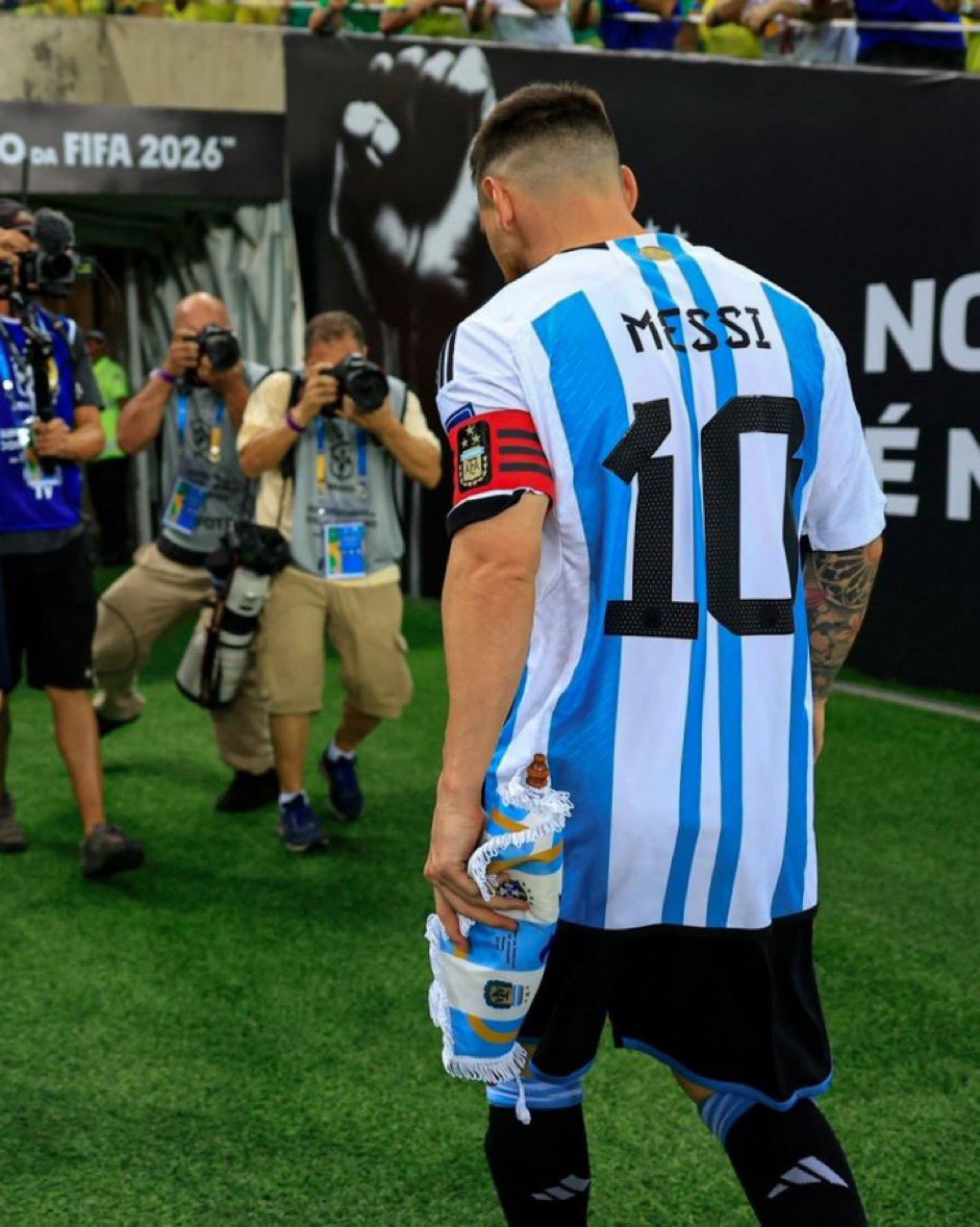 WeAreMessi's tweet photo. 🚨 MARCA: Argentina’s No. 10 shirt will be withheld after the retirement of Lionel Messi. 🇦🇷 https://t.co/aTGXm1SgsI