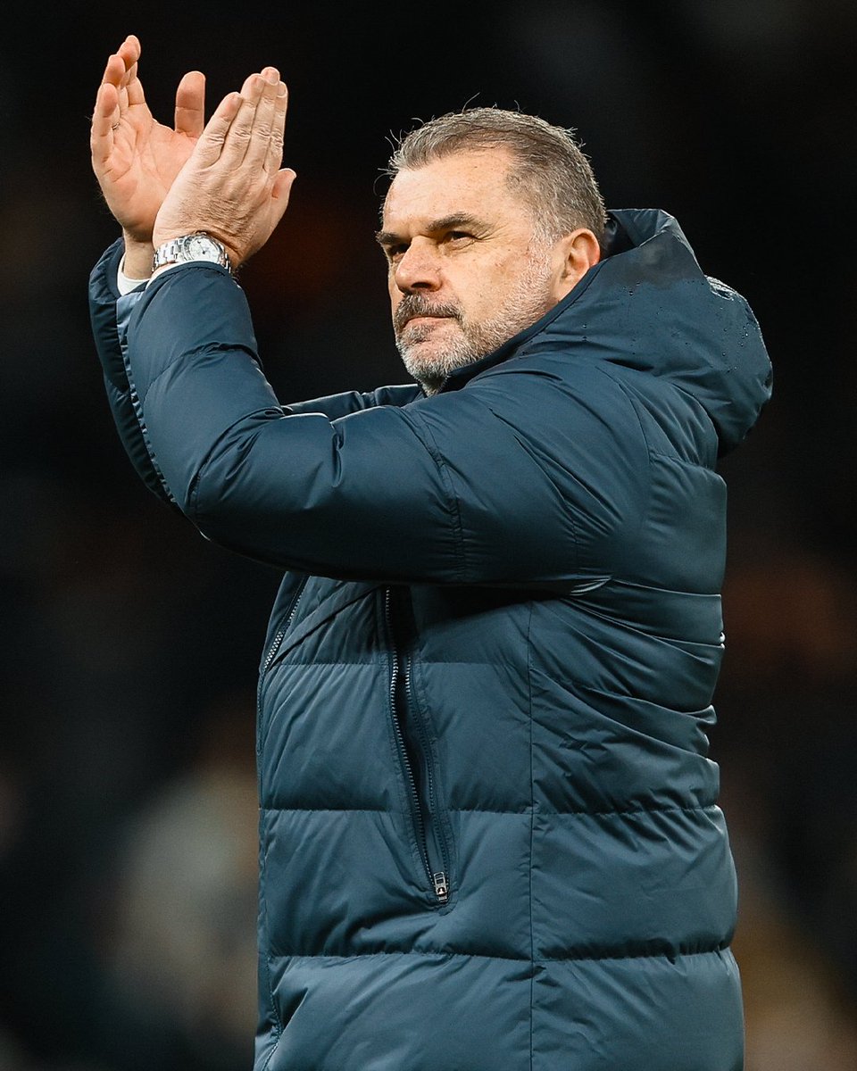 SpursOfficial's tweet photo. Happy New Year, mate. https://t.co/T9oQ9W2LBW