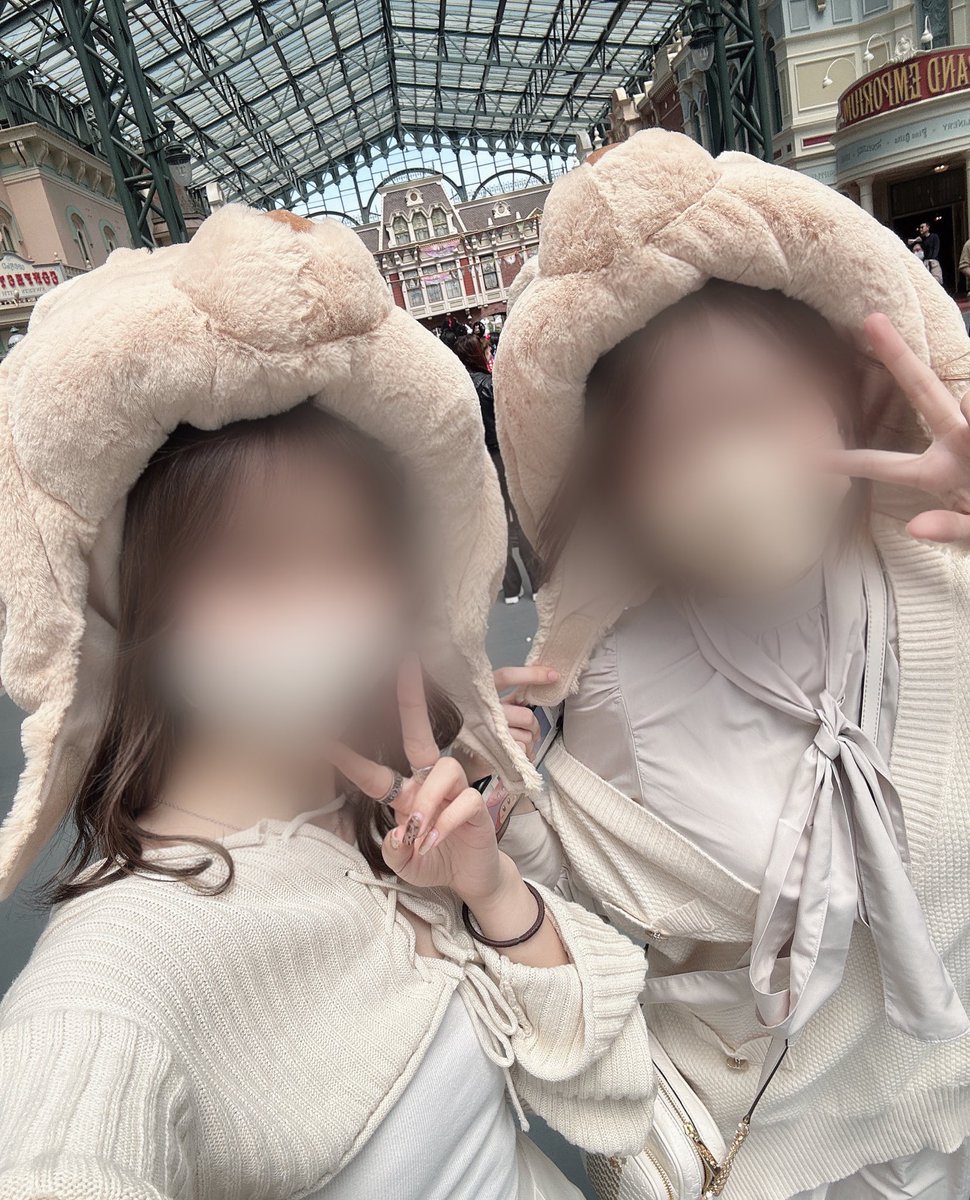 _chipi_chan's tweet photo. 2023年楽しかった❤︎
今日から26歳だよ~🥺🥺ムリ
今年もよろしくお願いします！ https://t.co/pDGcXz5sSY