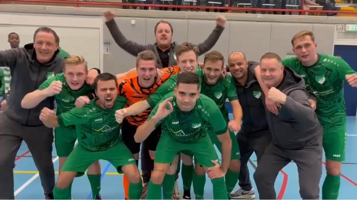 vvltc's tweet photo. Wat een team!! We genieten nog na van onze overwinning gisteren en plaatsing voor de finale van Protos Weering. Met ons zaalvoetbal/futsal verleden als vereninging ook een mooie bekroning! #pwz https://t.co/87GJ8WhnL0