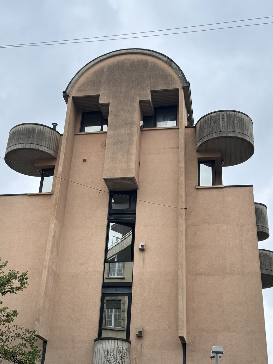 Albert Visser tweet media