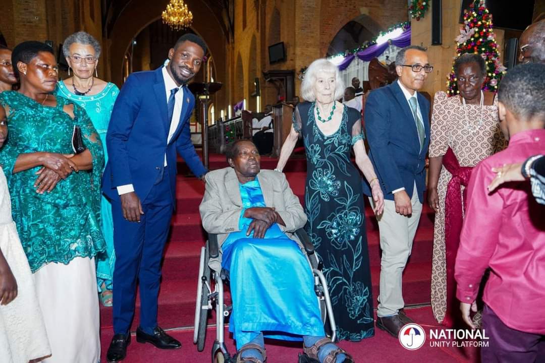 HEBobiwine's tweet photo. Earlier at Namirembe Cathedral, I was very pleased to join other dignitaries to honor the Retired Justice of the Supreme Court, G. W. Kanyeihamba at a Thanksgiving Service organised for him. Justice Kanyeihamba remains a shining light in many respects. He has served his country with firmness and conviction. It is therefore befitting that he is being honored while he lives.