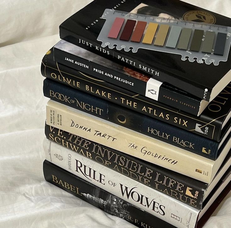 ifavhatake's tweet photo. livros lidos em 2024; a thread 📖 ❦ https://t.co/WcT7RzAVSO