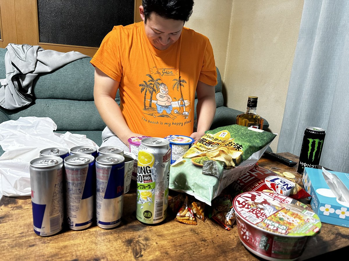 ninzinboi's tweet photo. 年越しWithジャイアン https://t.co/FH34Zk0tEJ