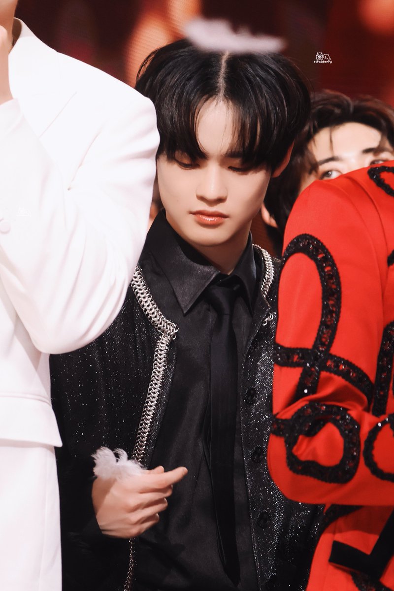 𝐒𝐭𝐫𝐚𝐰𝐛𝐞𝐫𝐫𝐲𝐂𝐡𝐞𝐞𝐬𝐞. tweet media