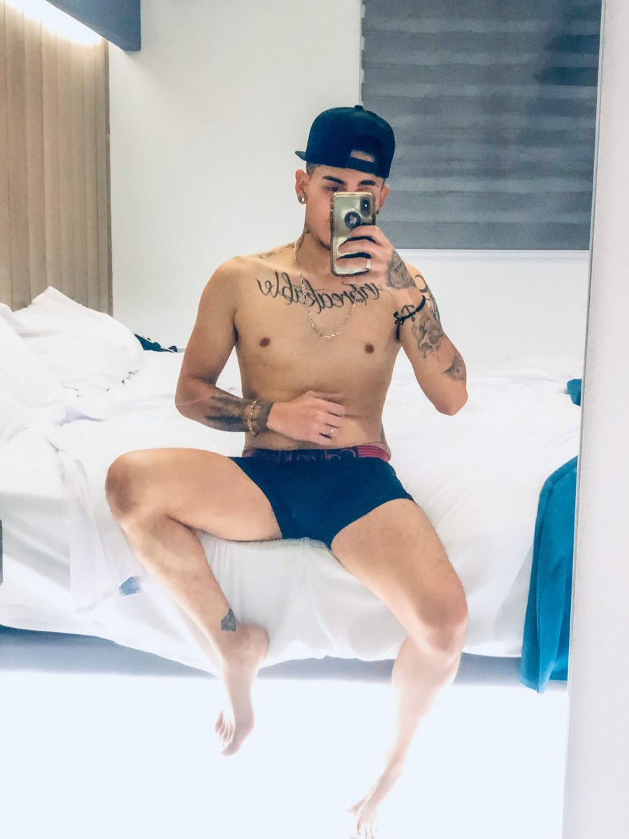 Christopher tweet media