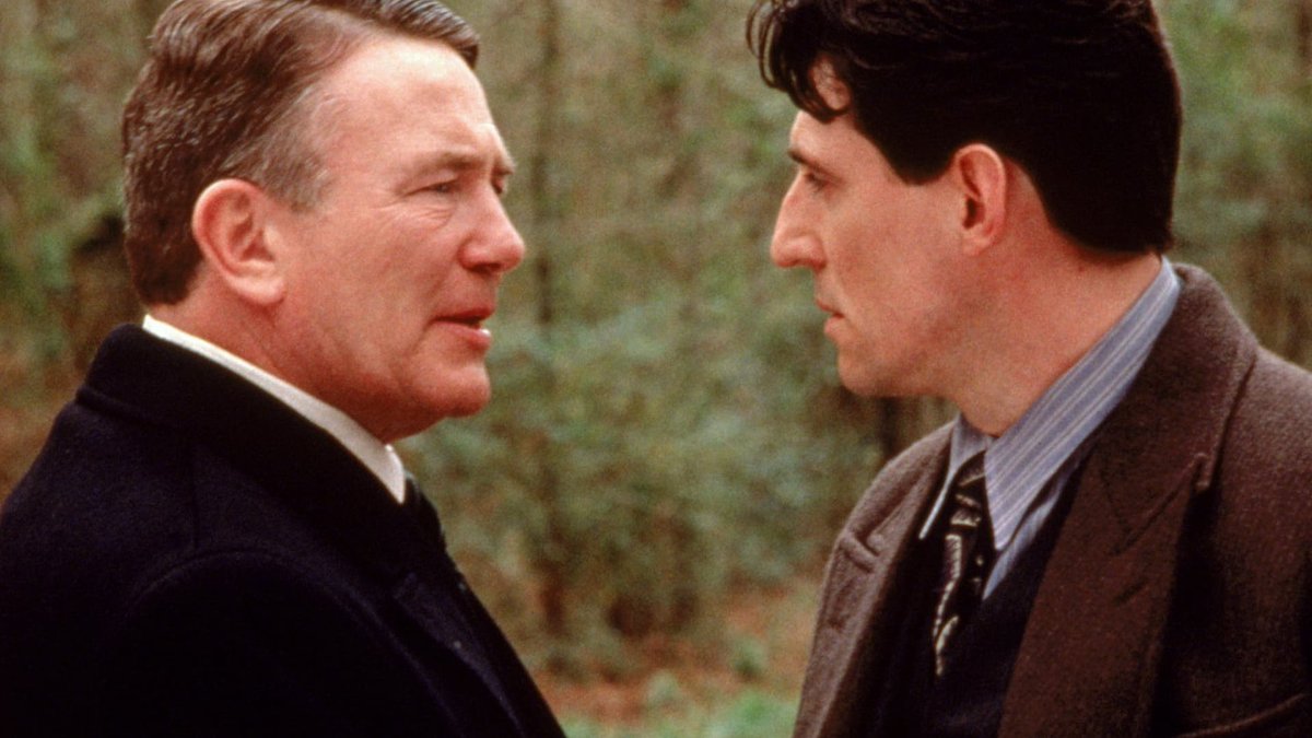CTemplear's tweet photo. 618.- 'Muerte entre las flores', Joel Cohen (1990) 🇺🇸
📝 8/10
📺 @PrimeVideoES
🔗https://t.co/T2p2yAZtwe
#2023Films https://t.co/rYVa9fOigh