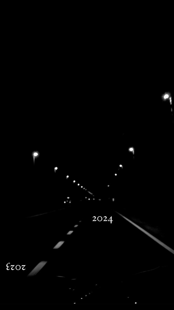 Wenneke123's tweet photo. #2024 #NewYear https://t.co/xtIy8DvAWn