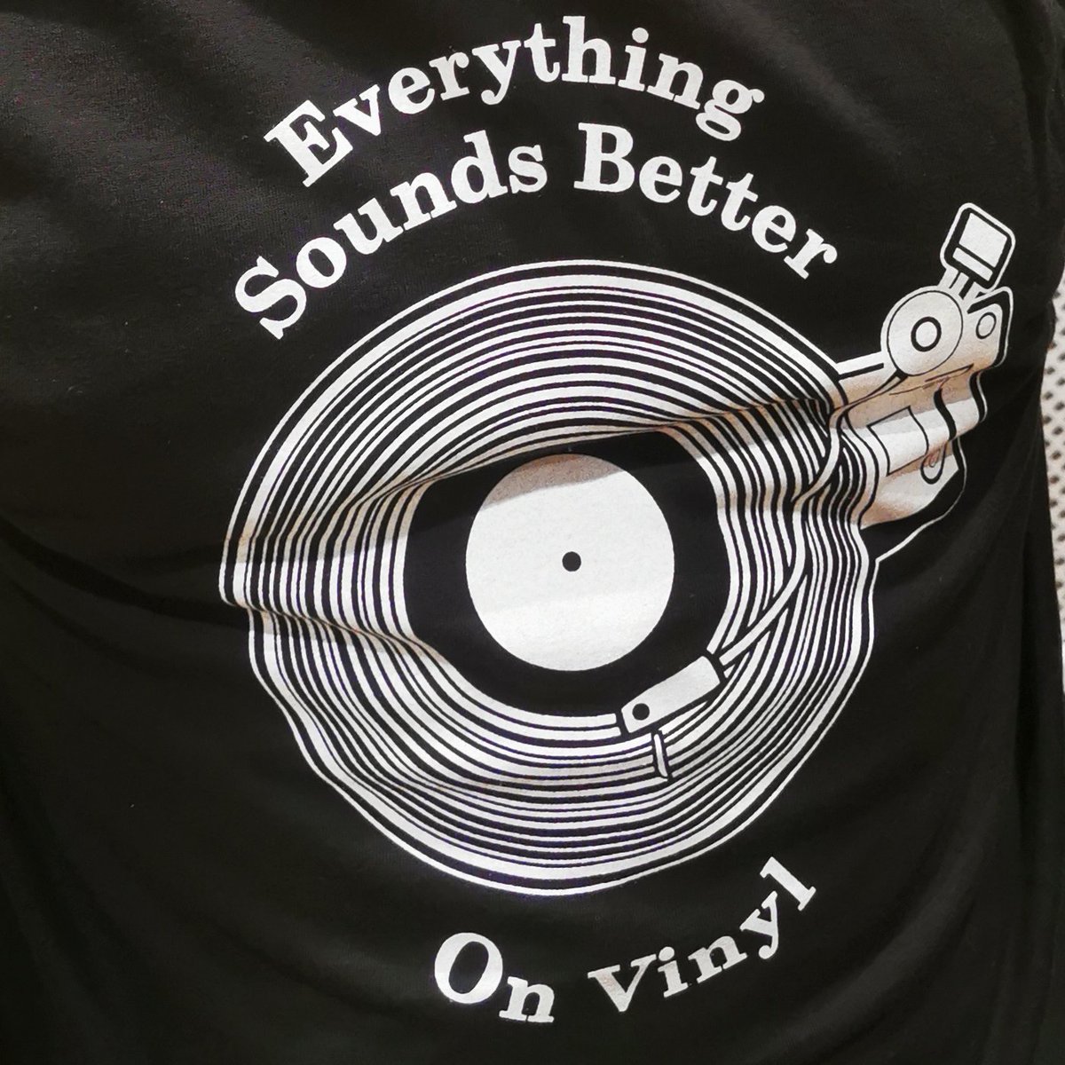 BluesmanMikeF's tweet image. Happy New Year &amp;amp; #SongsForBedtime returns tomorrow for 2024 run. But for NYE fun what was your own favourite? Maybe something you'd not heard before or reminded you of #GoodTimes  Search back using #SongsForBedtime &amp;amp; @BluesmanMikeF for reminders &amp;amp; can repeat it 4all at 10pm.. GO!