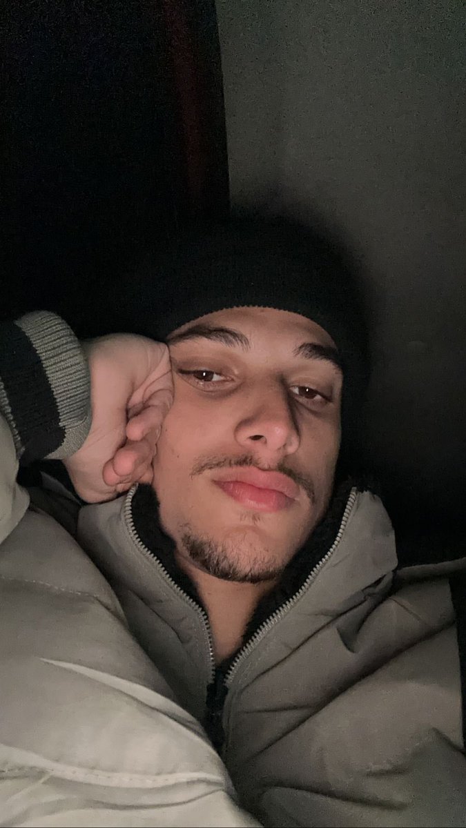 Geovannalee2's tweet photo. A saudade é o amor que fica.  Eu te amo p sempre, Gui. Até breve 🖤 https://t.co/4lEB42c1cc