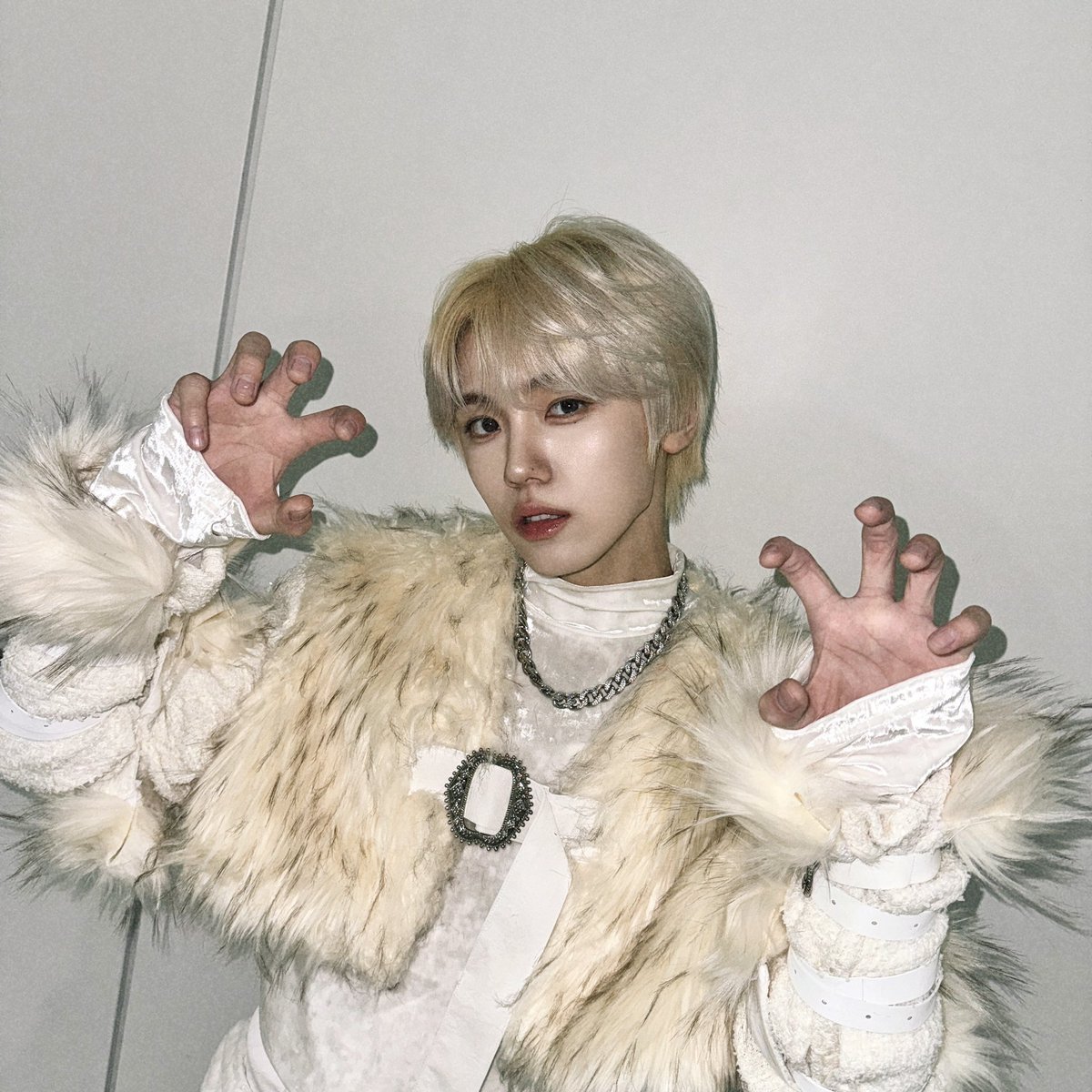 CRAVITY_twt tweet picture