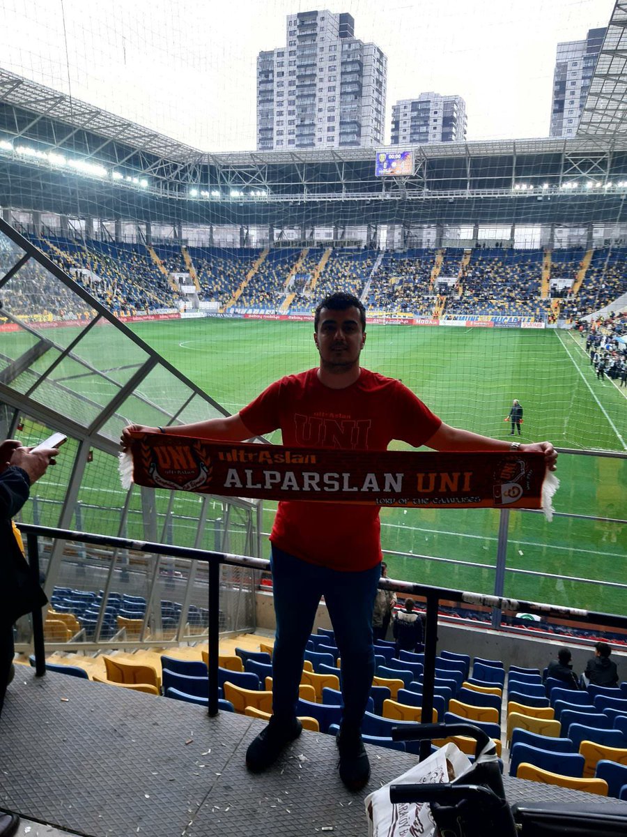 uAUNIALPARSLAN's tweet photo. 2023 yılında Galatasaray'ımızın adının olduğu her yerdeydik. 
#uAUNI2023
#ultrAslanUNI
#DoğuAnadoluBölge https://t.co/Jr8yiOoXOc