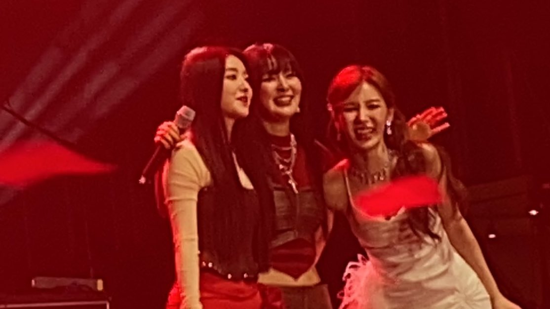 irenerv30329's tweet photo. ♥���♥️♥️ https://t.co/r8lfPdNDf1