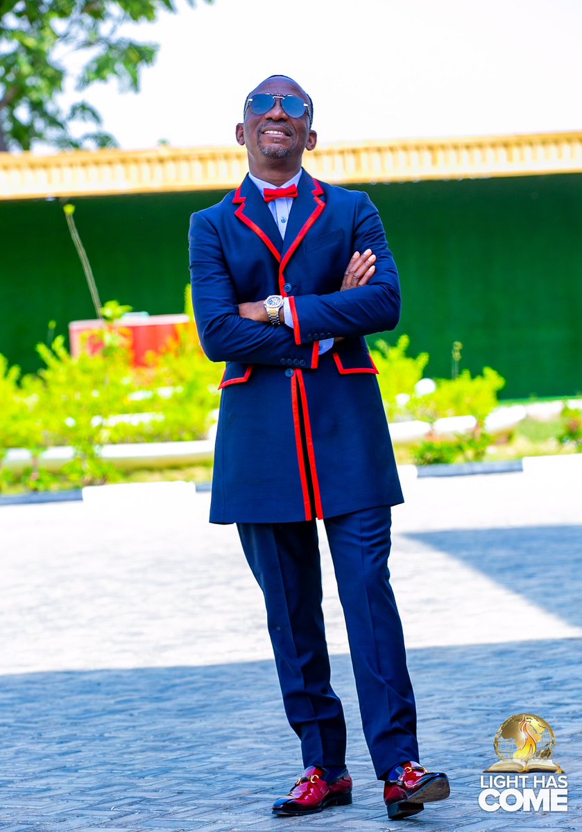 drpaulenenche's tweet photo. Whatever is to be started as far as you know God wants you to do those things, is to be started in continuation with where you stopped in 2023. Receive the mantle and unction to finish well In Jesus’Name✨🎉
See you in Church for the Crossover, time:8pm. God bless you richly 🎉
#crossover
#commandingtheyear
#commitment
#drbeckypaulenenche