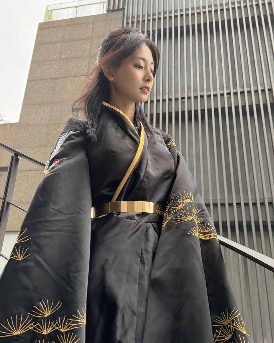 SubjectKpop's tweet photo. Tzuyu's Instagram update

2024️⃣😺🎊🍾

#TWICE #트와이스 @JYPETWICE https://t.co/bIbDPMZXG1