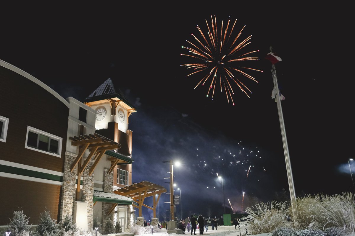 Join us at Heritage Park 4 #FamilyFest from 6-9PM, featuring fireworks &amp; more! Given unseasonably conditions, personal fireworks are not recommended within #StonyPlain limits. Enjoy the Town’s official fireworks extravaganza instead! stonyplain.com/winterfest #NYE2023 #WinterFest