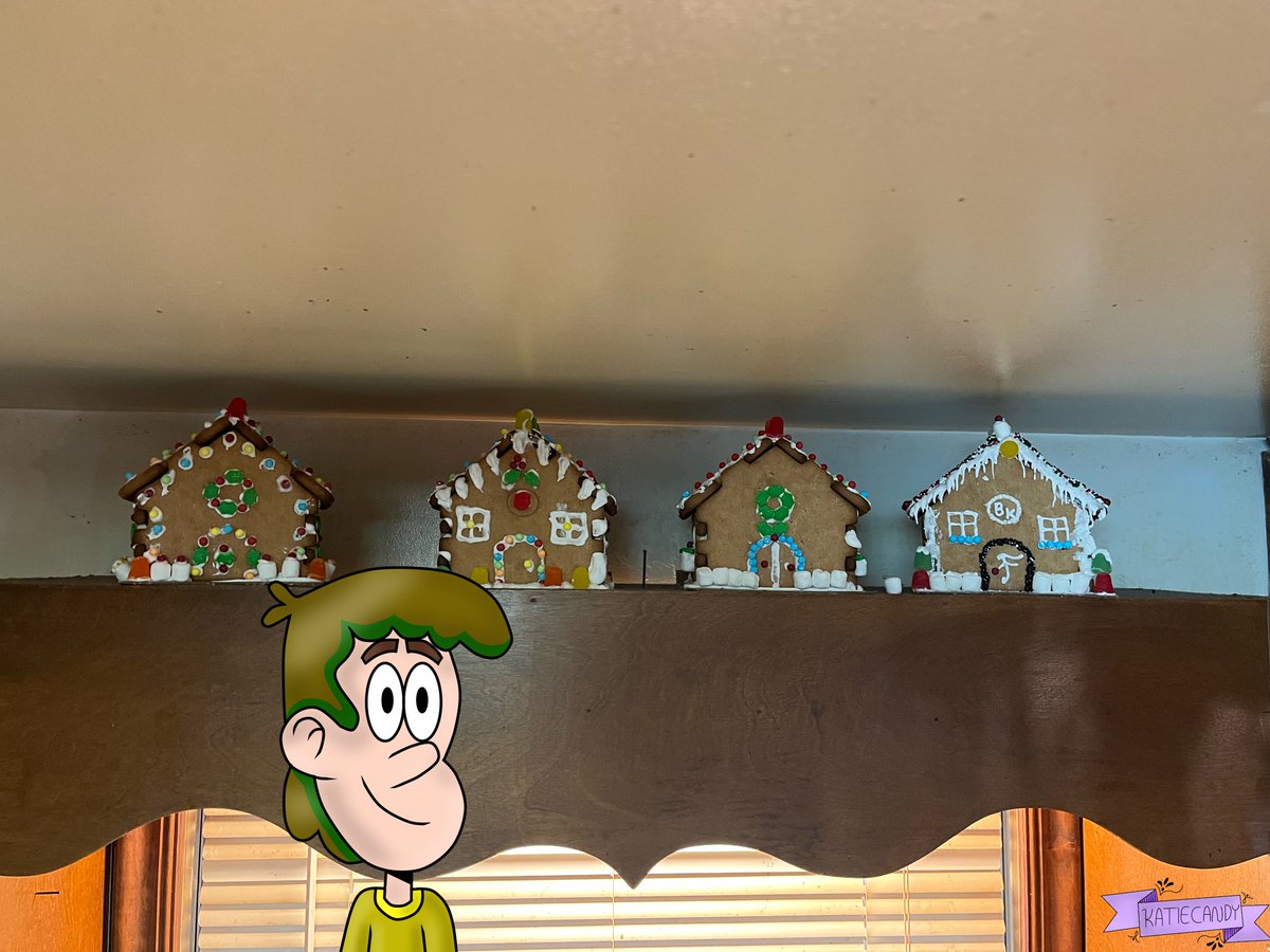 KatieCandy9's tweet photo. My oc Mick with the gingerbread houses and Mick is the counterpart of my oc Margaret. #thegalaxytuffboys #TheLoudHouse #TheCasagrandes https://t.co/XHKCUjFMFT
