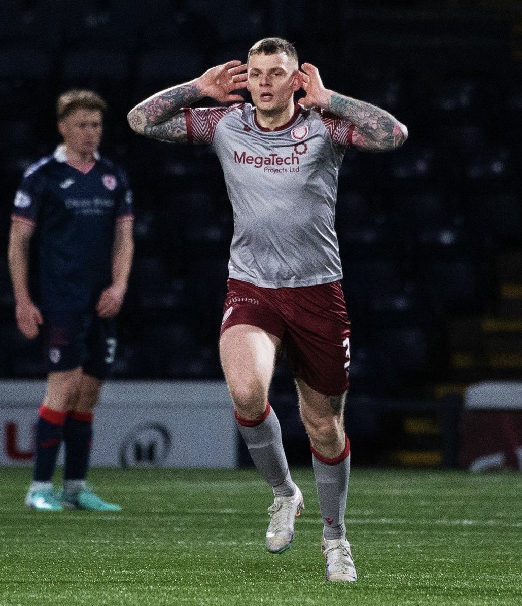 TASC1878's tweet photo. TASC SOCIAL MEDIA MAN OF THE MATCH - RESULT

I mean who else was it going to be? Congratulations to our goal scoring keeper @Alasdairadams1 for his incredible performance including one of the finest goal’s many @ArbroathFC supporter has ever seen. Thanks to all who voted 🇱🇻 https://t.co/6tQZZR2lrH