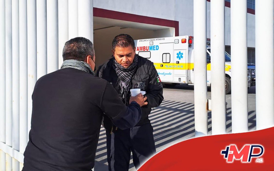 MasproAC's tweet photo. ¡𝗗𝗔𝗥 𝗗𝗘 𝗦𝗜, 𝗔𝗡𝗧𝗘𝗦 𝗗𝗘 𝗣𝗘𝗡𝗦𝗔𝗥 𝗘𝗡 𝗦𝗜! 🤝🏻

Concluimos el 2️⃣0️⃣2️⃣3️⃣ sirviendo. Entregamos más de 𝟮𝟬𝟬 𝒕𝒂𝒎𝒂𝒍𝒆𝒔 𝒚 𝒂𝒕𝒐𝒍𝒆𝒔 a cientos de personas y familias michoacanas en 𝑪𝒊𝒖𝒅𝒂𝒅 𝑺𝒂𝒍𝒖𝒅 🏥. https://t.co/D52BGBXJzt