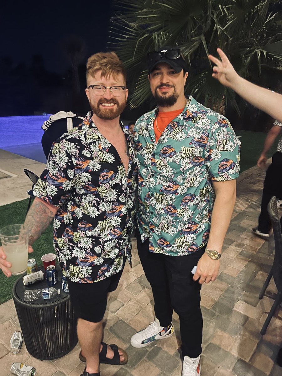 mitchiefox's tweet image. 1 OF 1 RAFFLE‼️

I’ve been making these 1/1 Duke Sucellus button ups for a select few, now is your chance to join this very exclusive club 🤯

♻️RETWEET &amp;amp; FOLLOW TO ENTER♻️
TAG A FRIEND FOR AN EXTRA ENTRY

Winner picked 1/7/24