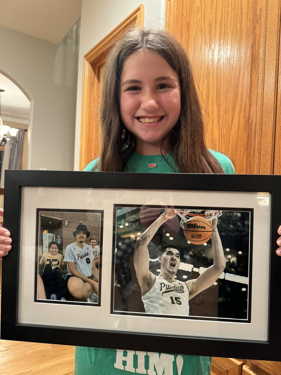 Veronica Reynolds tweet media