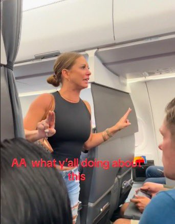 getthrutheday's tweet photo. @KevinHart4real @kenanthompson
We know White women who do that are krazy ππππ and we call them Karenβs πππ #backthatyearup https://t.co/XiJJn6kuun