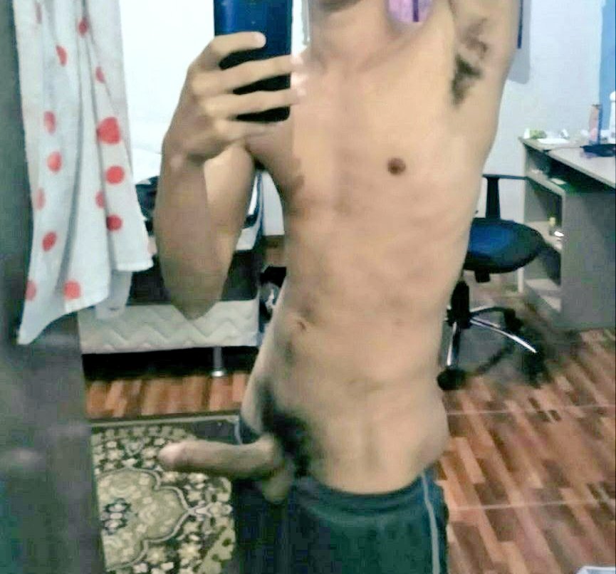 Manu69123's tweet photo. Quien me saca la última 🍼🥛💦  del año. 

#gay #gayvalledupar #bisexual https://t.co/BdQQyFSdvr