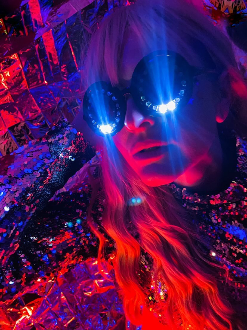 OfficialGloFX's tweet photo. A magic moment! Can't wait to see what 2024 brings for us ๐โจโ
https://t.co/HJG9pUs62J
.โ
@itsnotkeriโ
.โ
.โ
#glofx #pixelpro #LEDeyewear #glow #rave #ravers #ravebabe #festivalfashion #plurvibes #edm #plur #raveoutfit #kandi #kandikid #ravefashion #LAN #lightsallnight https://t.co/hCAslKRebz