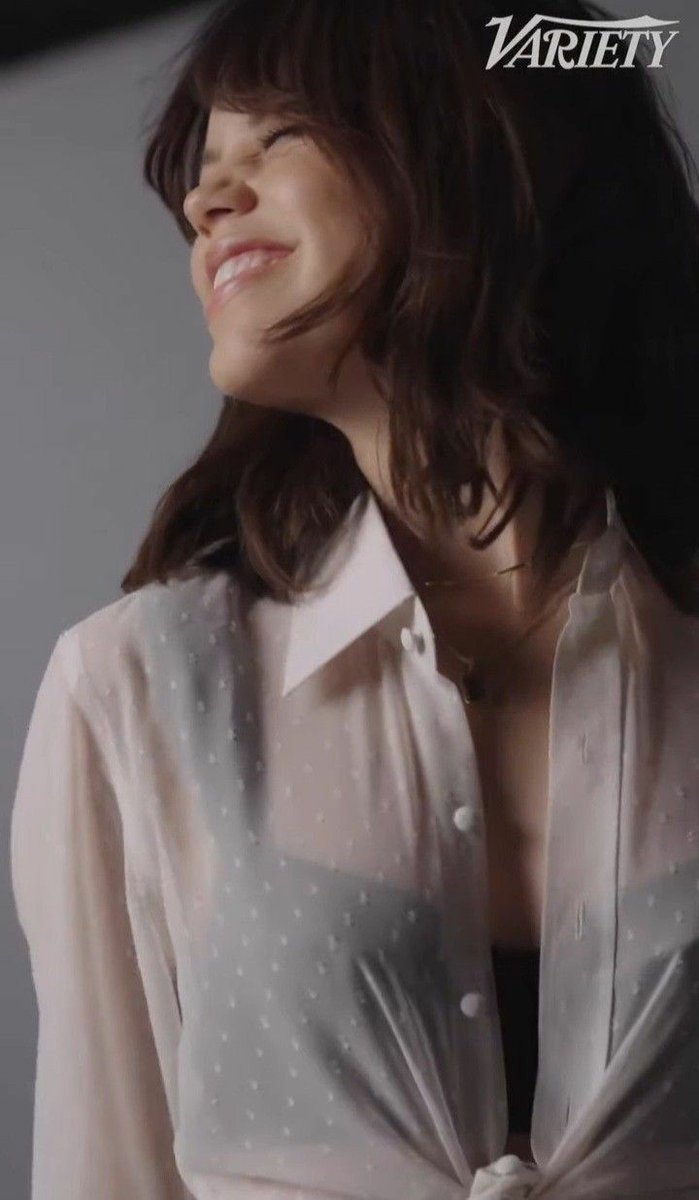 aeridactyll's tweet photo. The genuine and unforced smile of Jenna Ortega  :
A thread
#jennaortega https://t.co/7HOUjo7IHu