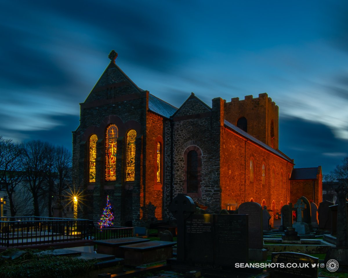seansshots's tweet photo. Finally it's December in my countdown of my fav images from 2023. The Rovers in Douglas,A fast flowing Groudle river,St Georges lit up for a service and a bit of Cammag on Boxing Day. Which one is your favourite? #myimages #favimages2023 #picsoftheyear2023 #iomstory #ThePhotoHour https://t.co/Fucu4t0vPG