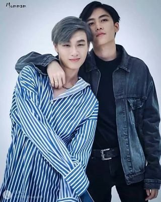 eLy_Thax's tweet photo. Vivo de migajas y recuerdos 🥲 pero no me importa lo que digan.
Seguiré un año más aquí de pie junto a ustedes
❤🖤 - 🖤💛
Feliz 2024 🍾🥂🎉🎆🎊
#MagusMG
#MarkGun
#AmmoforGN
#ด้อม25
#dom25
#BankBonus https://t.co/wRCCQfz7mn
