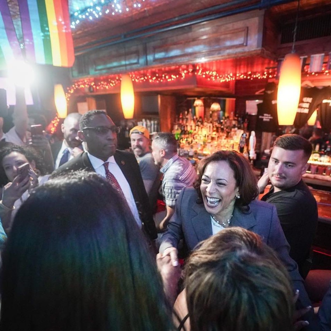 KamalaHarris's tweet photo. And that’s a wrap on 2023. https://t.co/NBQ5ZOIx3Q