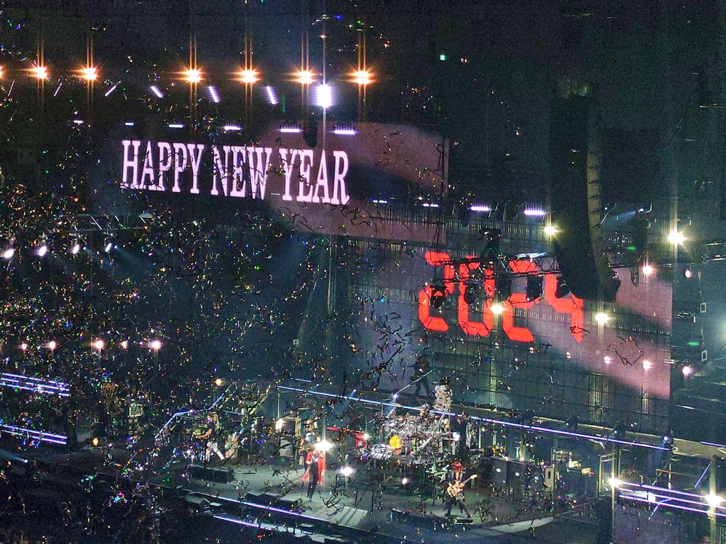 nekolunatama's tweet photo. 🎍明けまして
おめでとうございます🎍
今年も成長の一年に
好きな事に全力で
頑張ります🖖🏻✨
何卒宜しくお願いいたします✨
#LUNASEA
#DUAL_ARENA_TOUR_2023
#END_OF_DUAL
#MOTHERvsSTYLE
#LUNAPIC
WISHの銀テがキレイ✨ https://t.co/o1QujCCDNT