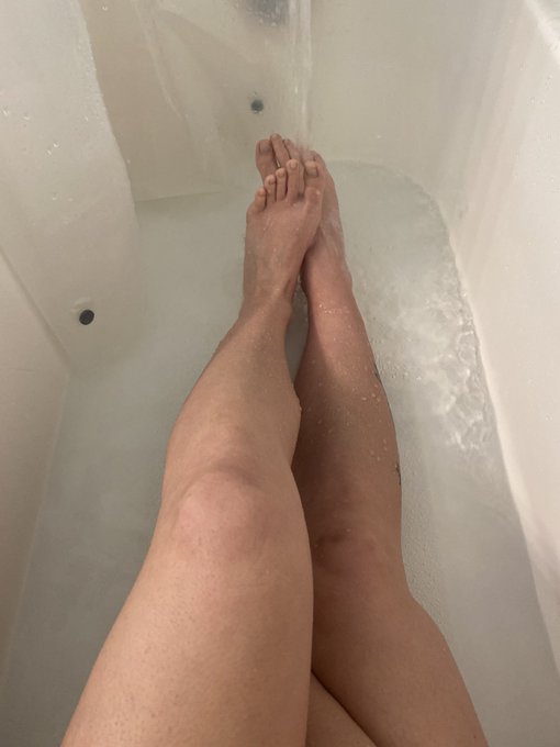 Getting these legs ready to walk in to 2024 😌😜  https://t.co/CqySs3ECPy  #onlyfans #onlyfansbabe #onlyfansgirl<a href="/tag/hotwife"class="tags"><span>#hotwife</span></a><a href="/tag/hotblondes"class="tags"><span>#hotblondes</span></a><a href="/tag/onlyfans"class="tags"><span>#onlyfans</span></a><a href="/tag/onlyfansgirl%20"class="tags"><span>#onlyfansgirl </span></a>