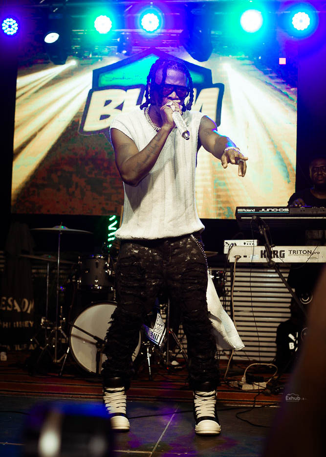 exhubgh9's tweet photo. @stonebwoy at 5th Dimensional Wave inside tema @greens_Lounge with his fans🔥🔥🔥…
#hero #bhimnation #5thdimention #dimensionalwave
@BhimWorldwide_ @BhimNativesGh https://t.co/TvSI3VLjTb