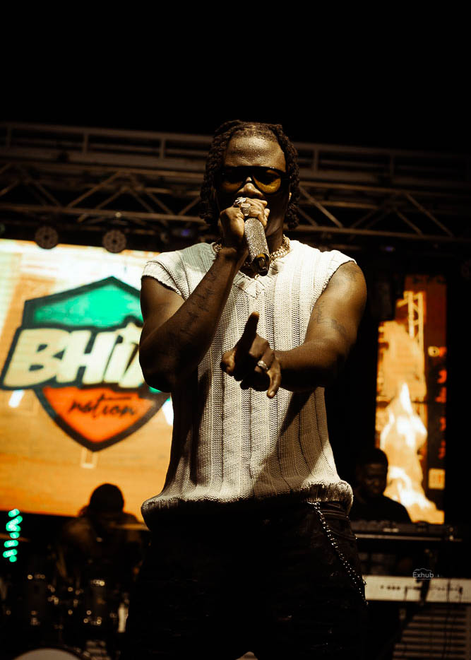 exhubgh9's tweet photo. @stonebwoy at 5th Dimensional Wave inside tema @greens_Lounge with his fans🔥🔥🔥…
#hero #bhimnation #5thdimention #dimensionalwave
@BhimWorldwide_ @BhimNativesGh https://t.co/TvSI3VLjTb