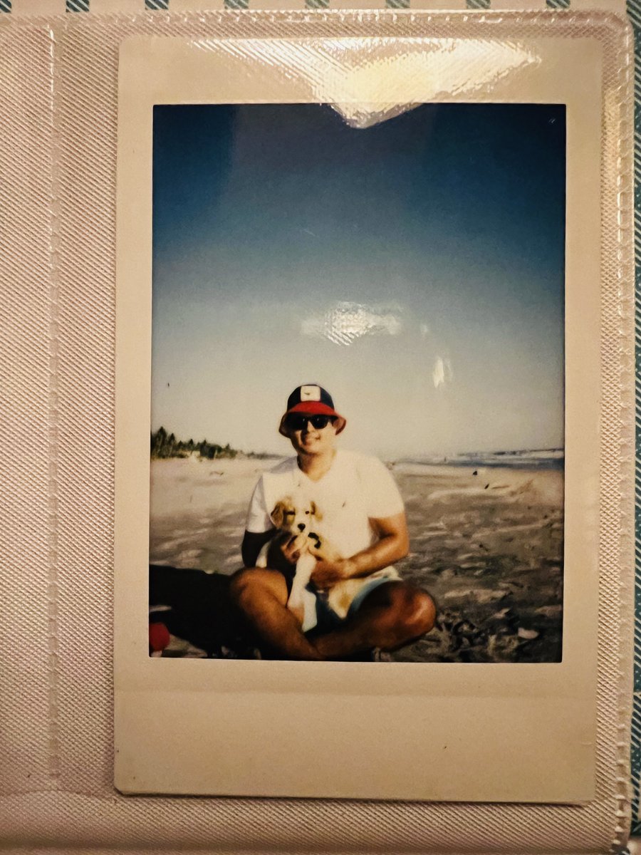 Mel_Trejo's tweet photo. De las cosas que más marcaron el 2023, fotos con 10 meses de diferencia, este niño ya no crecerá más pero muy contento de tener estos recuerdos y de las muchas cosas que hemos pasado 

Gracias a @EspinozaaLily por capturar estos momentos ♥️ https://t.co/OgWkumxBrC