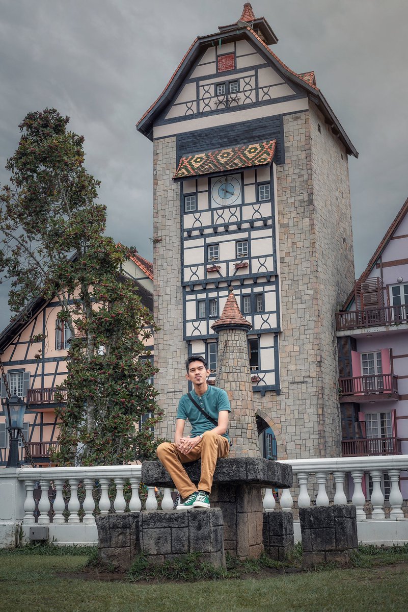 Ellfarqy's tweet photo. Bye 2023

#newyear2024 #newyear #outdoor #colmartropicale #converse #converseallstar #photographer #photographerkelantan #kelantan #malaysia #photography #nikon #serulingbongsu https://t.co/G1QIj9p0BY