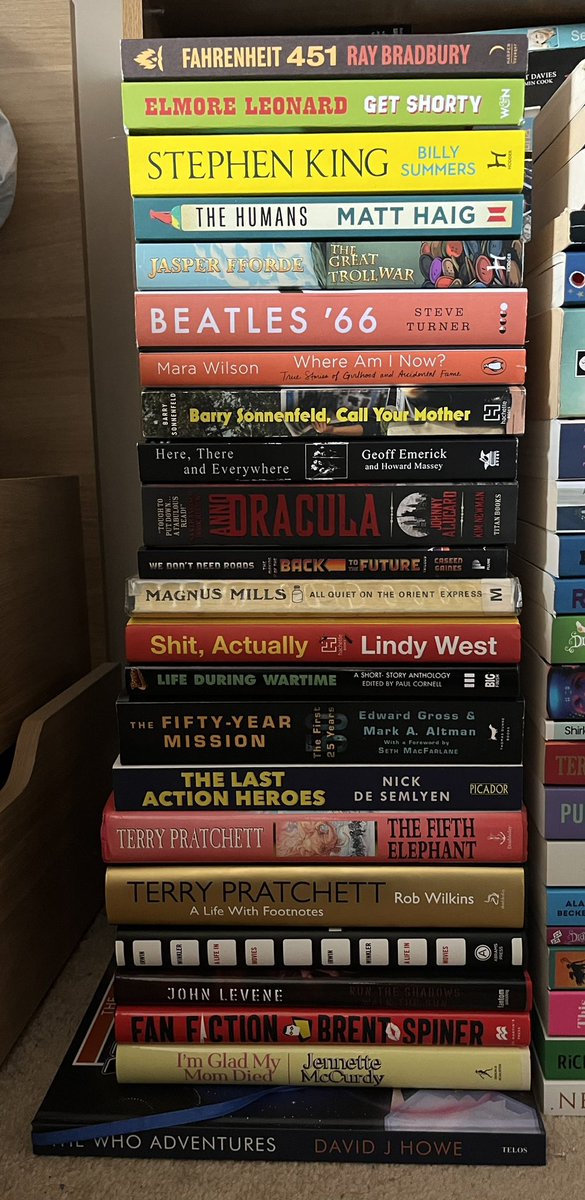 Garferty's tweet photo. My #BooksOf2023: managed 70, or 72 if you count The Lord Of The Rings as three. https://t.co/DS2G7PqhMj