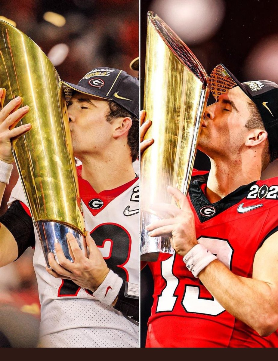 JoshuaHammonds's tweet image. Georgia went 29-1 and won back-to-back National Championships with its 3rd string QB.

Must suck to not have good depth. 
#UGA #GoDawgs #ThemDawgsIsHell