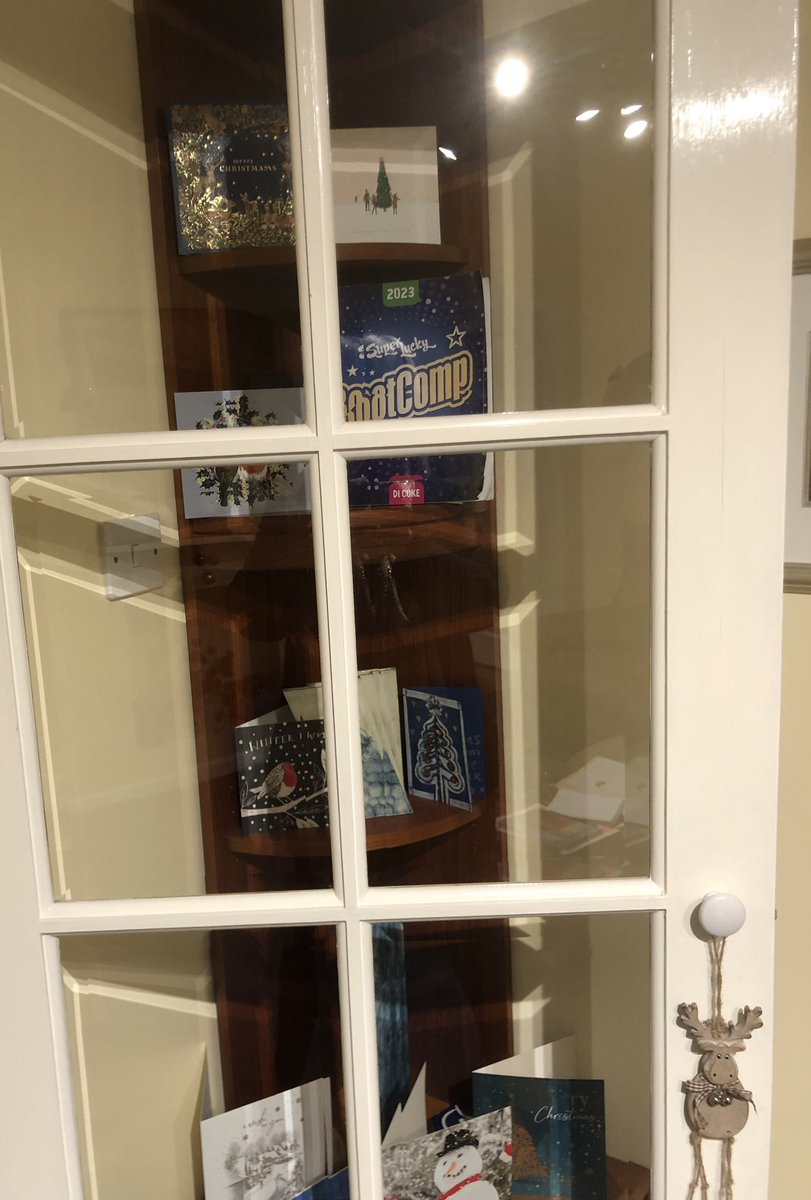 zulianilord's tweet photo. @SuperLuckyDi spot the comping planner #BootComp https://t.co/YbHkq3EAKt