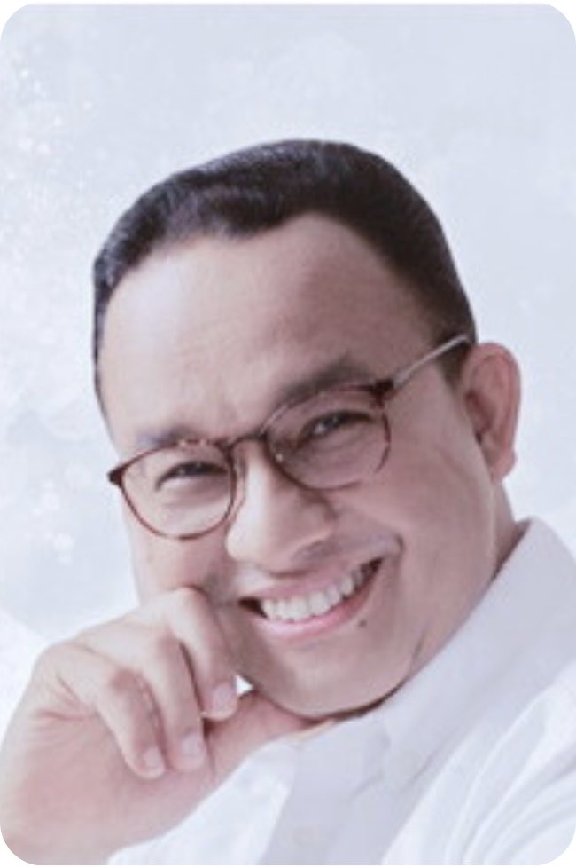 na_yuu_ta's tweet photo. Untuk yang serius nanya PC nya dijual atau enggak jawabannya enggak yaa guys. Aku pure edit ini cuma untuk di tweet aja karena aku enggak tau apakah di foto/elements yang aku pakai ada copyright atau engga. Tapi kalau kalian mau cetak untuk pribadi aku drop designya yaa https://t.co/hlvq3nfVrj