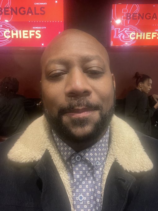 Iz it Sunday yet ? https://t.co/EKyOOKc2TY