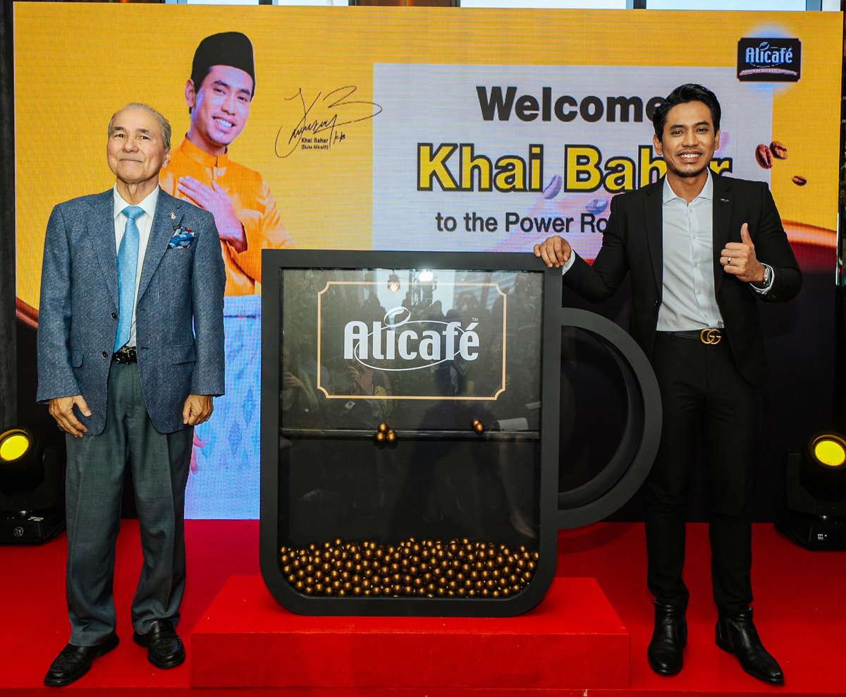 KhaiBaharEmpire's tweet photo. Hello 2024! Happy New Year! 

2023 with @khaibahar94_ was awesome and here a lil recap of his achievements . 

Kickstart 2023 with Sengsara on AJL 37, new appointed @PowerRootMsia Ali Cafe Ambassador, keep on carry out his charity works with Al Azhar Care and he also loudly said his stand with Palestine. And of course had to add up his successful solo concert at @DFPMalaysia and double up listeners and streamers on his @spotify @SpotifyMY ! What a year! ❤️

Thank you semua yang sayang & sokong Khai. Thank you, thank you, thank you. 

Dear Khai Bahar, 
To more good songs, activities & concerts this 2024! 

With lots of love, 
Khai Bahar Empire
