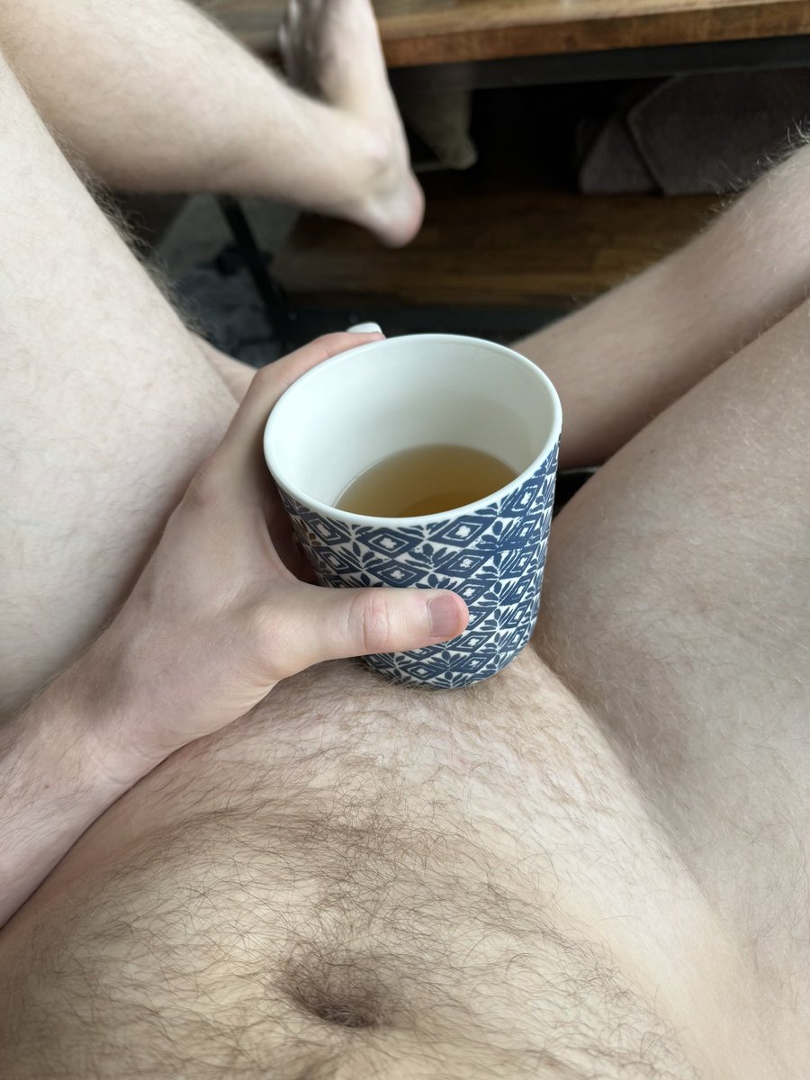 HoyJam_'s tweet photo. Enjoying some morning tea https://t.co/K2iVVi4hf4