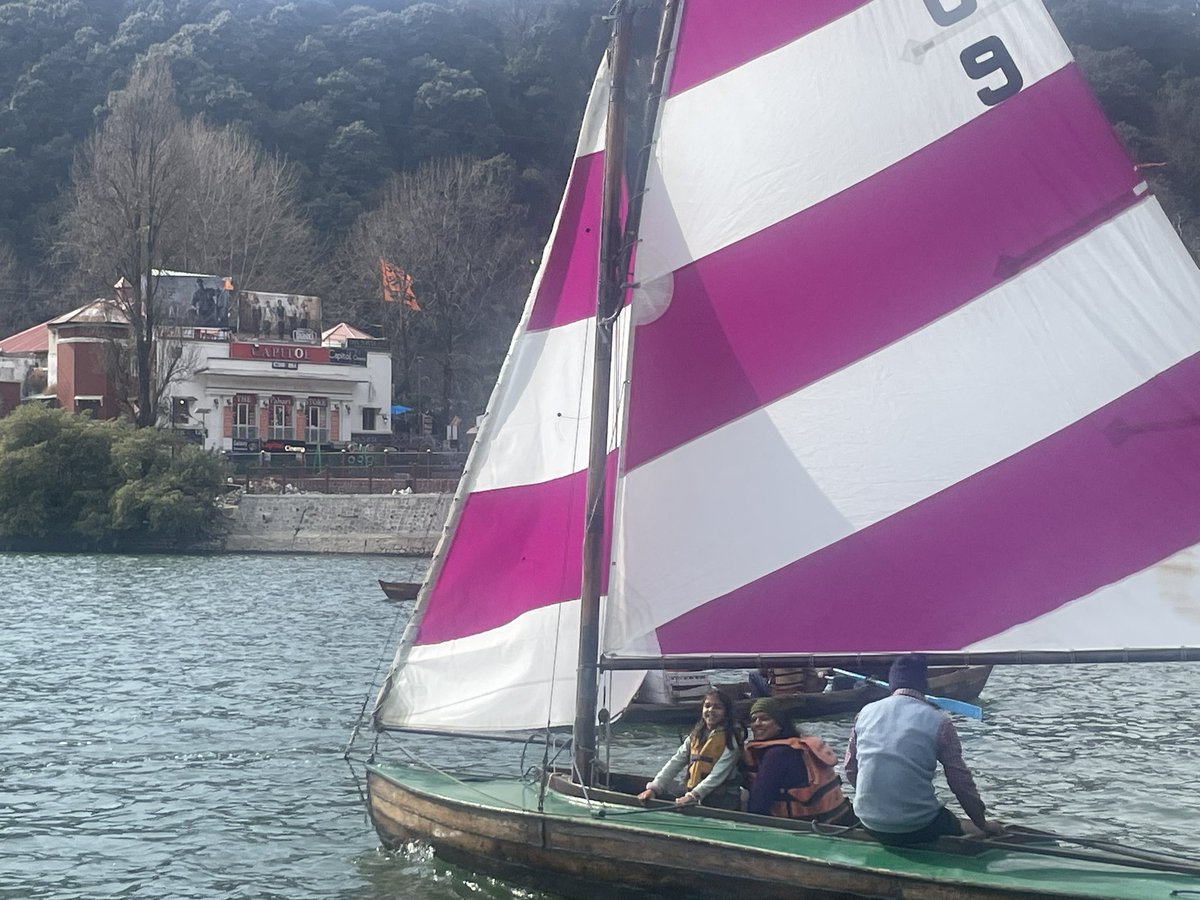 Windy and sunny afternoon perfect for yachting. The mountains even in the cold winter embrace with a warmth. The return to a gloomy Delhi was a long drive. Wishing everyone a very happy new year