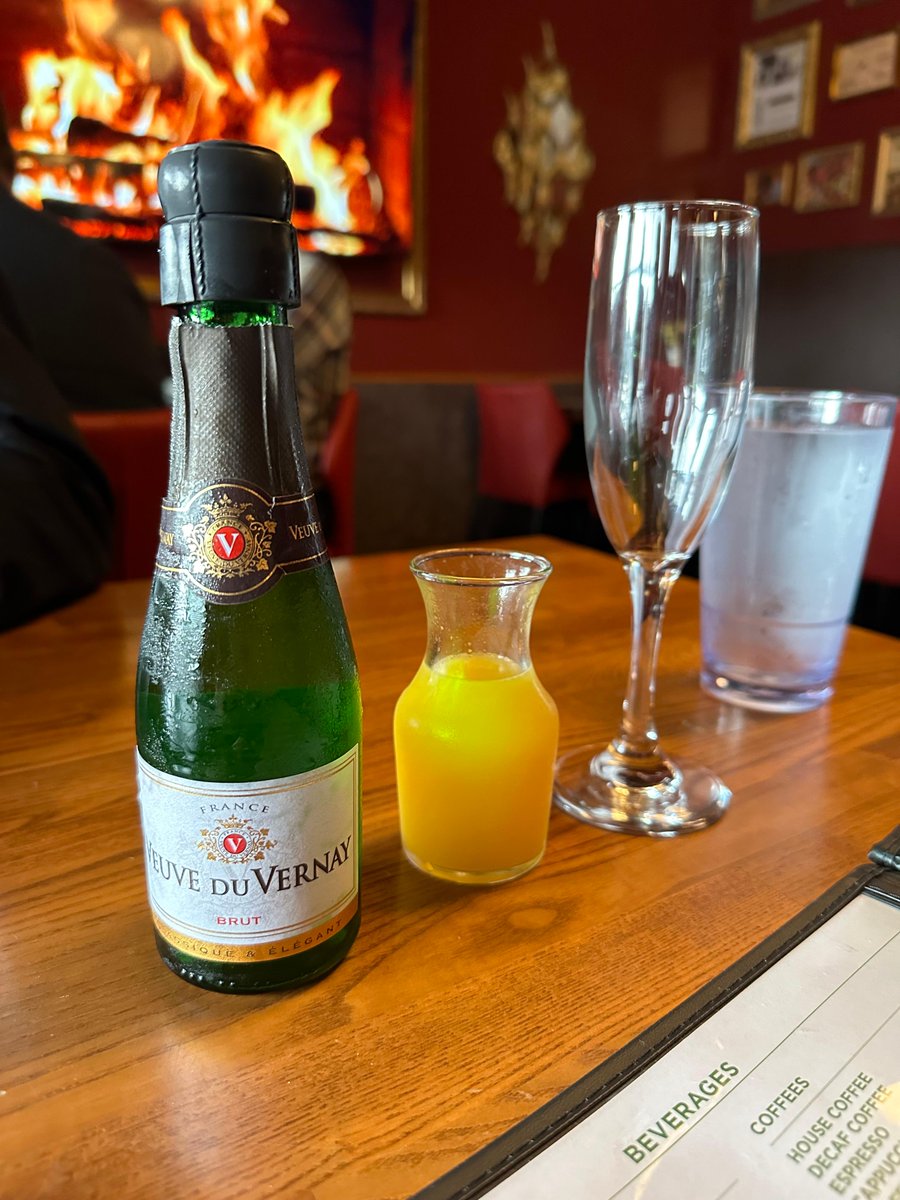 Hugo's Restaurant tweet media