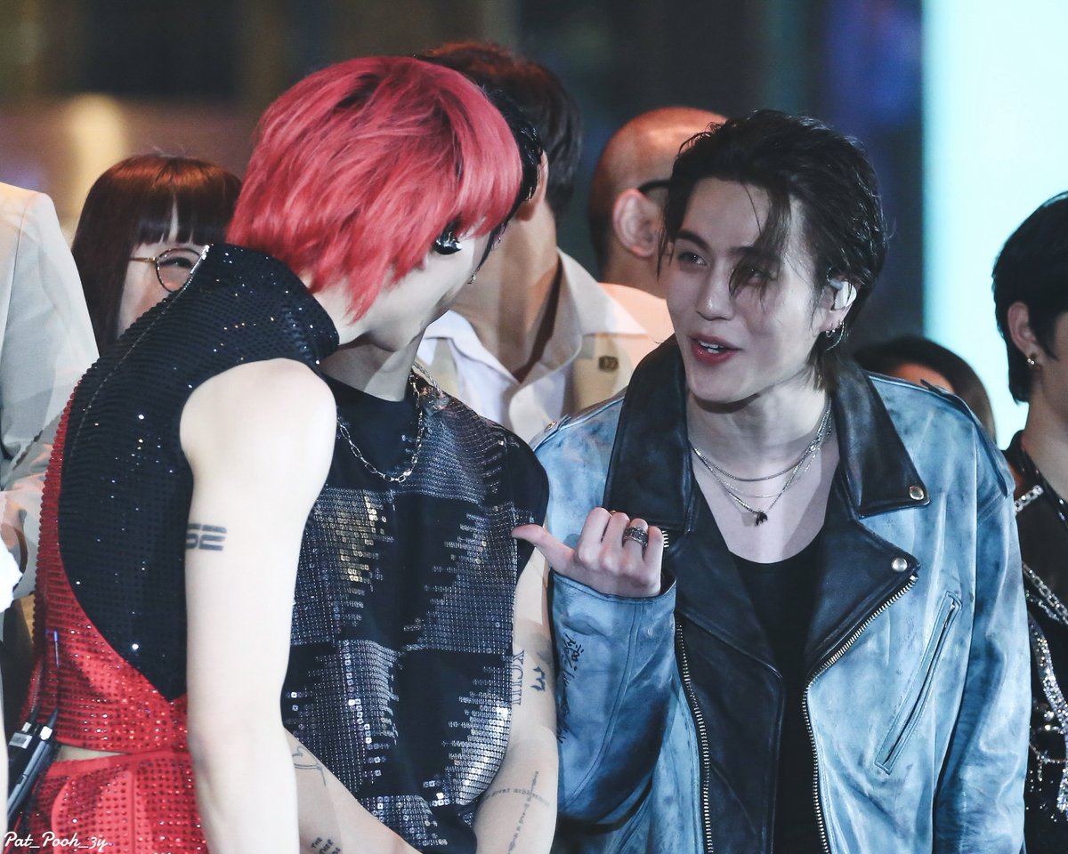 Pat_Pooh_3Y's tweet photo. ㅠㅠไม่รู้จะพูดอะไร ตอนกดถ่ายรูปมา น้ำตารื้นมีอยู่จริง จะยังไงพี่ก็รักพวกนุเวลาที่อยู่ด้วยกันที่สุดเลยนะ😭😭😭🤏🏻🤏🏻🤏🏻💚💚💚

#yugyeom #MarkTuan #BamBam
#ICONSIAMCountdown2024 
#ICONSIAMxMarkTuan 
#ICONSIAMxYUGYEOM 
#ICONSIAMxBamBam
#AmazingThailandCountdown2024 https://t.co/t2aP8XqoCT