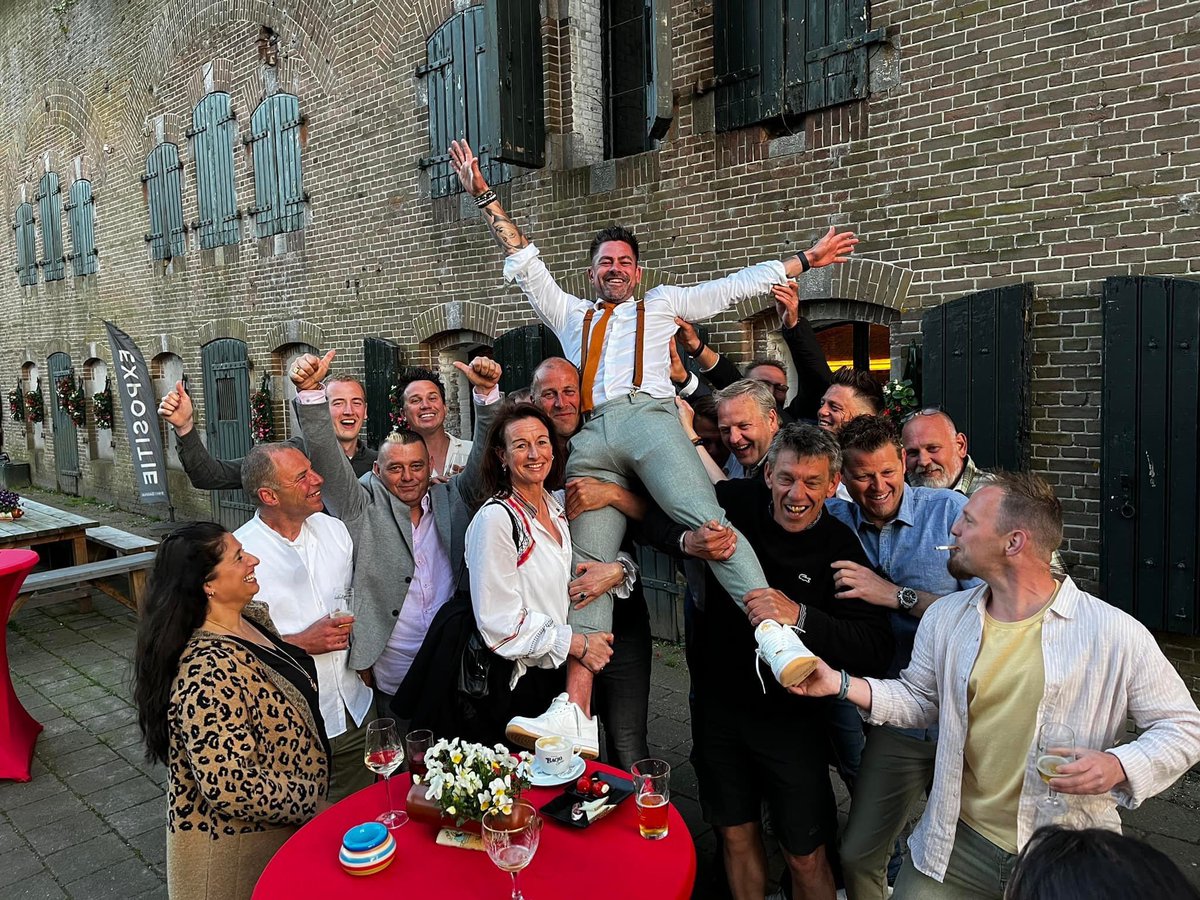 Peter van der Welle tweet media